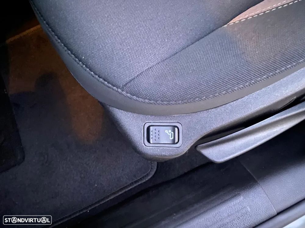 Jeep Renegade 1.0 T Limited - 13