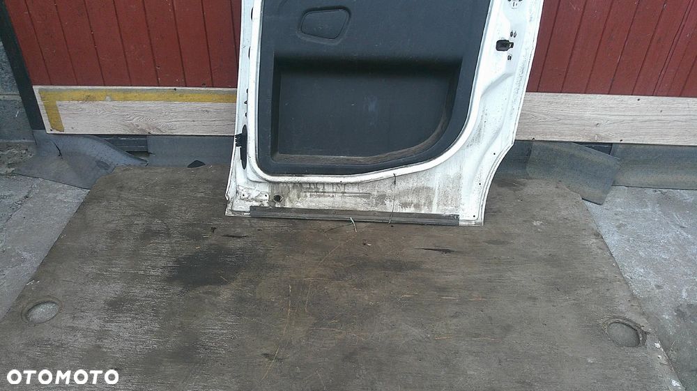 FIAT DOBLO II DRZWI PRAWE BOCZNE PRZESUWNE  249 - 7