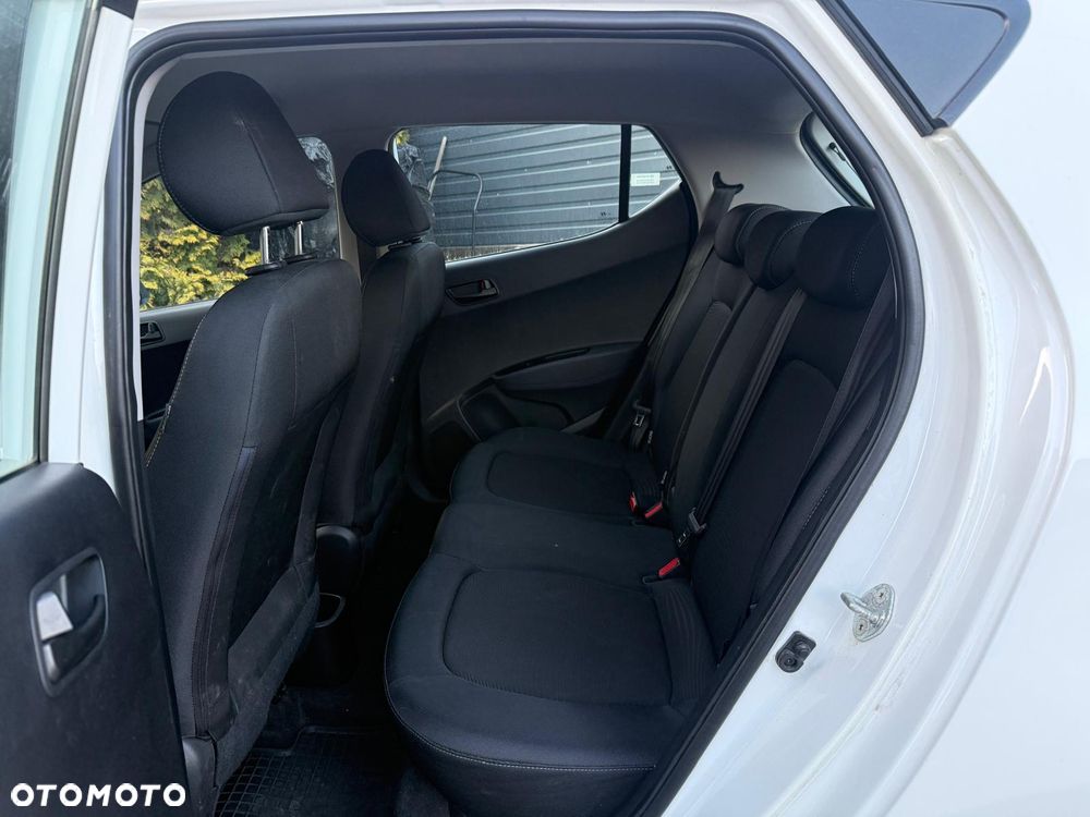 Hyundai i10 1.0 Pure - 12