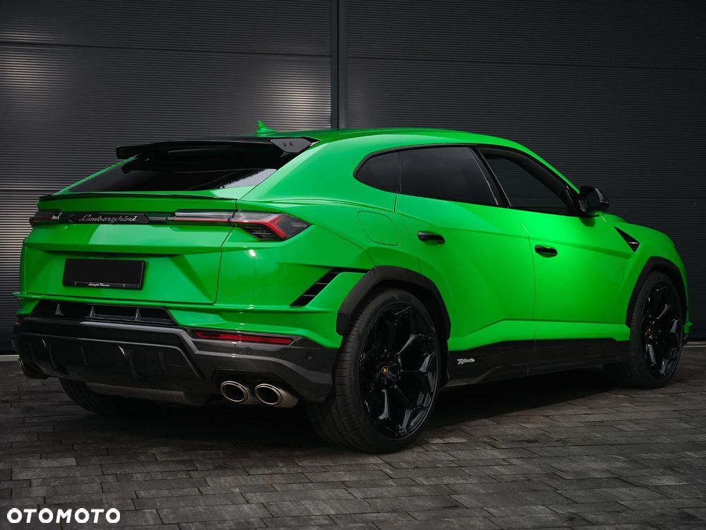 Lamborghini Urus - 3