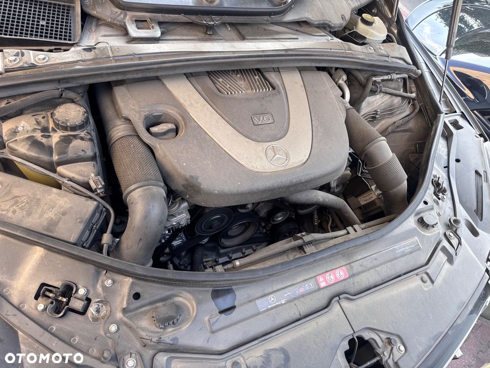 Mercedes-Benz Klasa R 350 4-Matic - 16