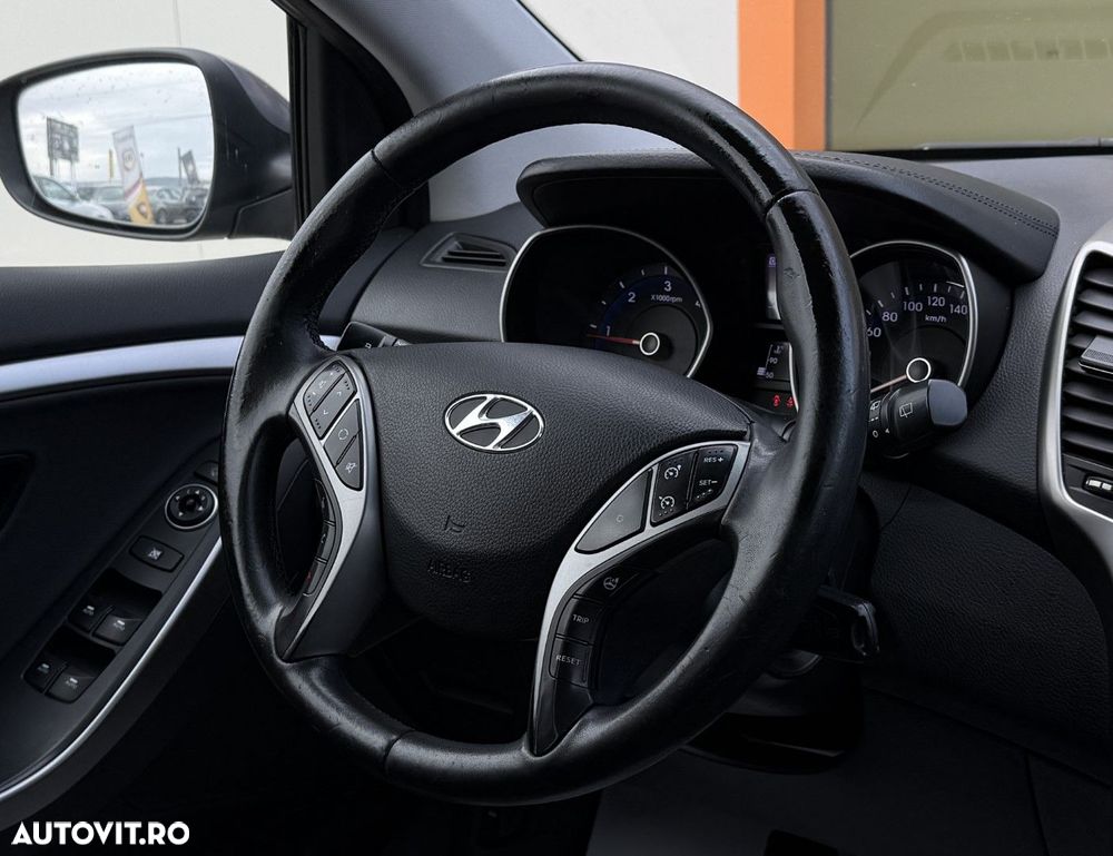 Hyundai i30 - 16