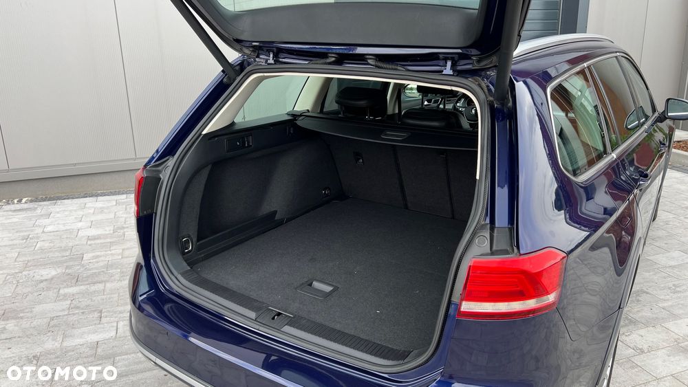 Volkswagen Passat Alltrack 2.0 TDI SCR 4Mot DSG - 20