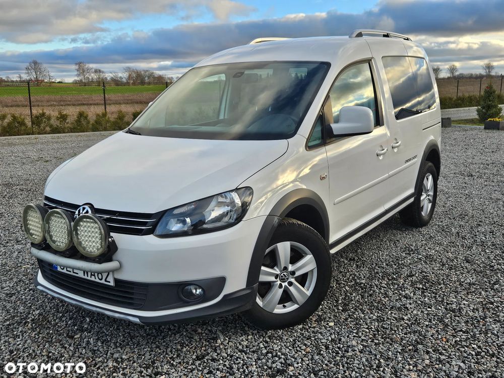 Volkswagen Caddy Cross Trendline 4Motion DSG - 10