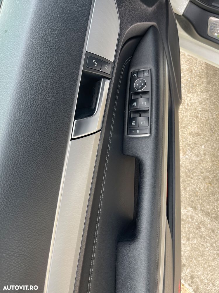 Mercedes-Benz E - 8