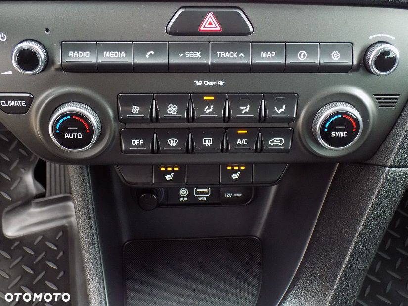 Kia Sportage 1.6 GDI 2WD DREAM-TEAM EDITION - 28