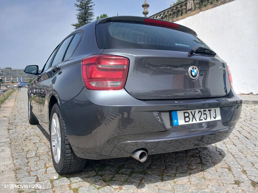 BMW 116 d Sport Line - 38