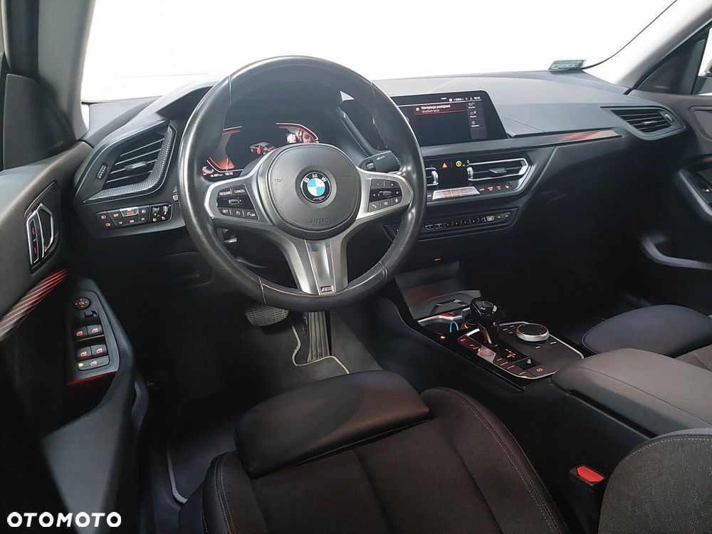 BMW Seria 2 218d Sport Line - 15