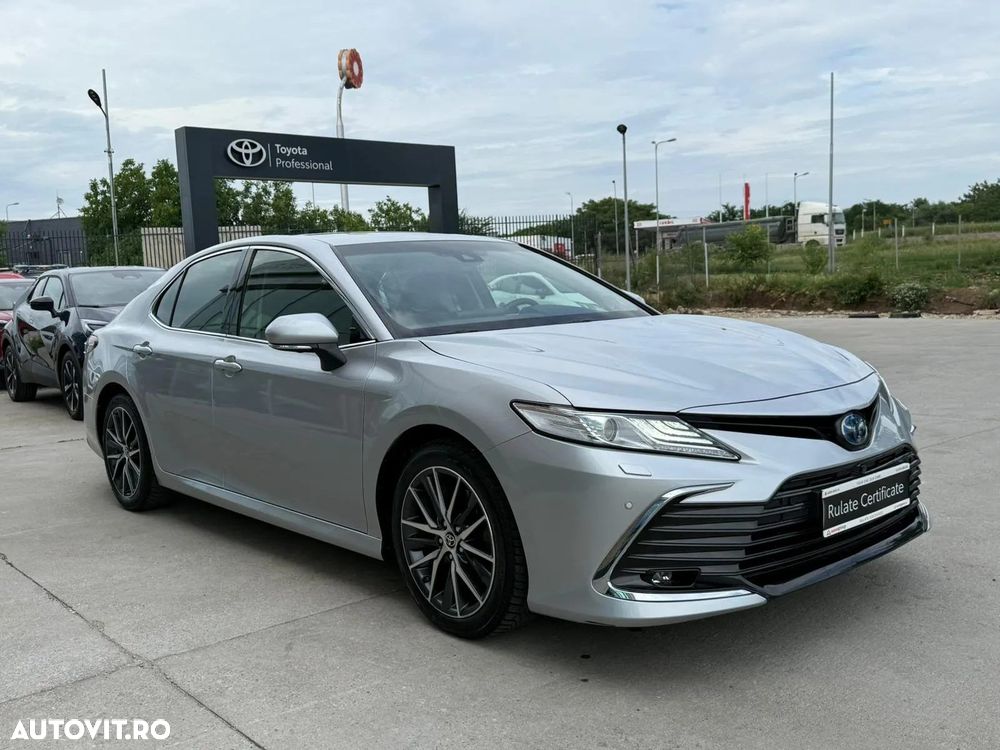 Toyota Camry 2.5 Exclusive - 5