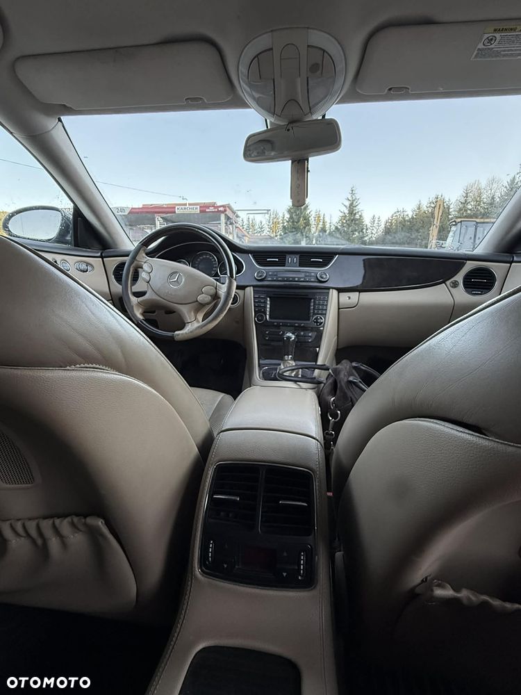Mercedes-Benz CLS - 12
