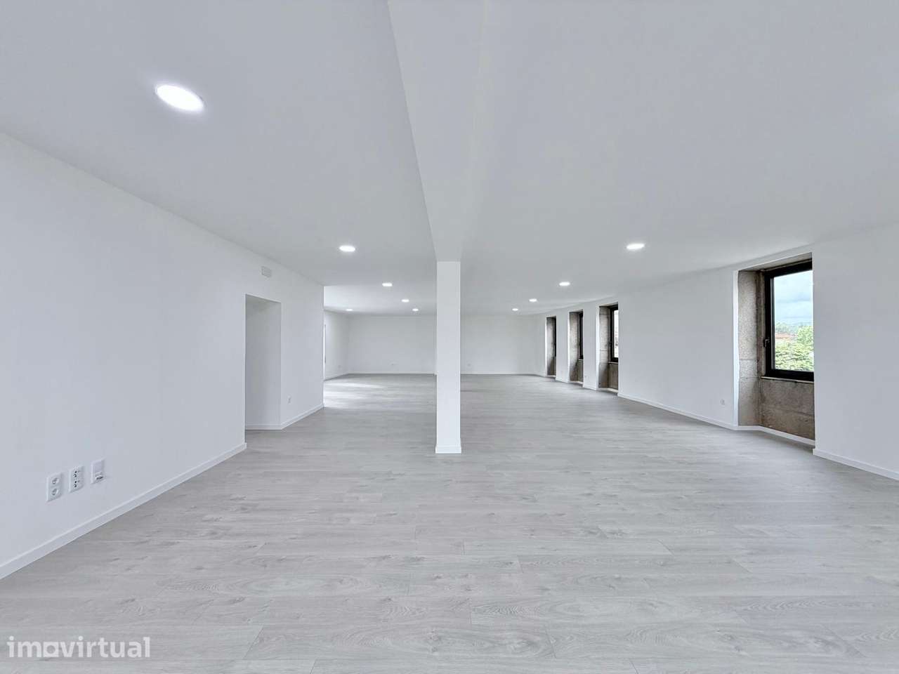 Espaço Comercial Remodelado - Grande imagem: 3/12