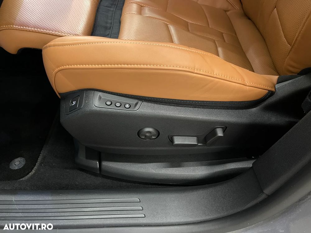 DS Automobiles DS 7 Crossback 1.6 PHeV AWD 300 EAT8 OPERA - 28