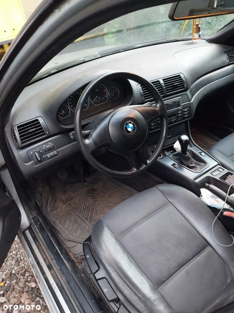 BMW Seria 3 318d - 6