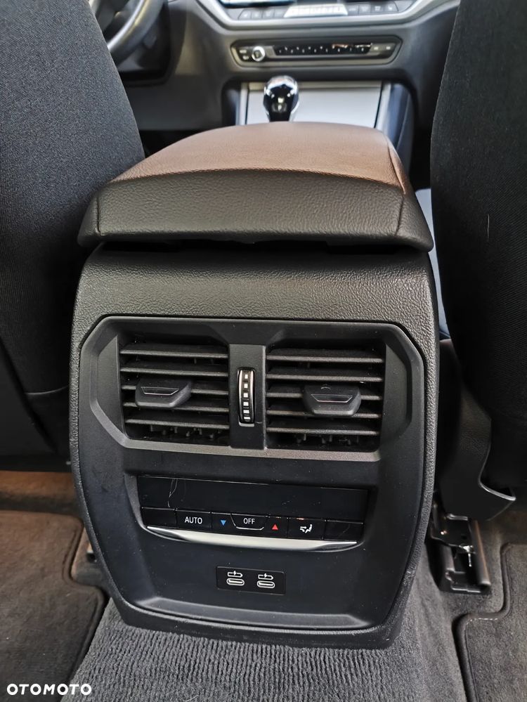 BMW Seria 3 320e - 20