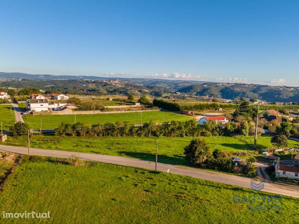 Terreno para construção a 10 minutos de São Martinho do Porto - Grande imagem: 3/23