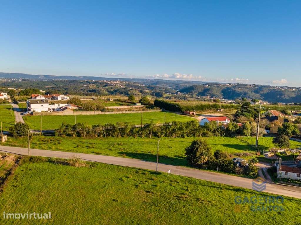 Terreno para construção a 10 minutos de São Martinho do Porto - Grande imagem: 3/23