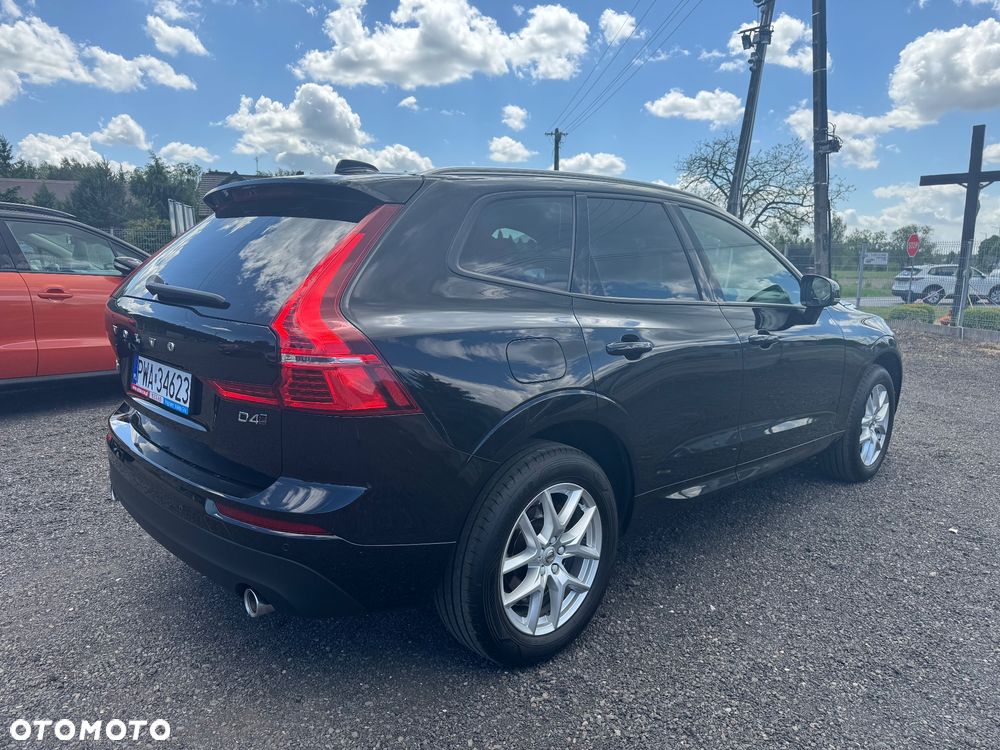 Volvo XC 60 D4 AWD Geartronic Momentum - 10