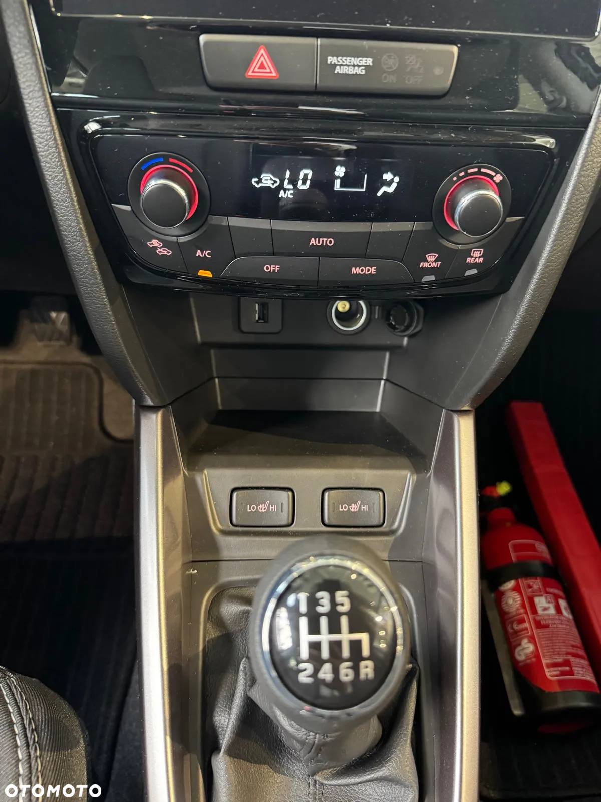 Suzuki Vitara 1.4 Boosterjet Premium 2WD - 24