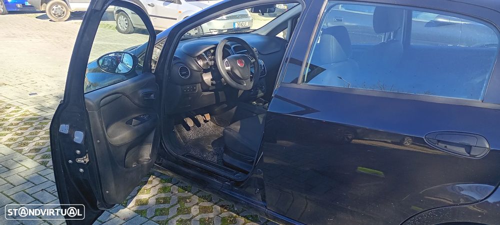 Fiat Grande Punto - 10