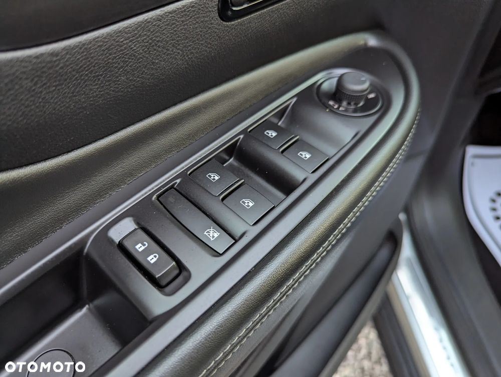 Opel Mokka X 1.4 T Design Line S&S - 10