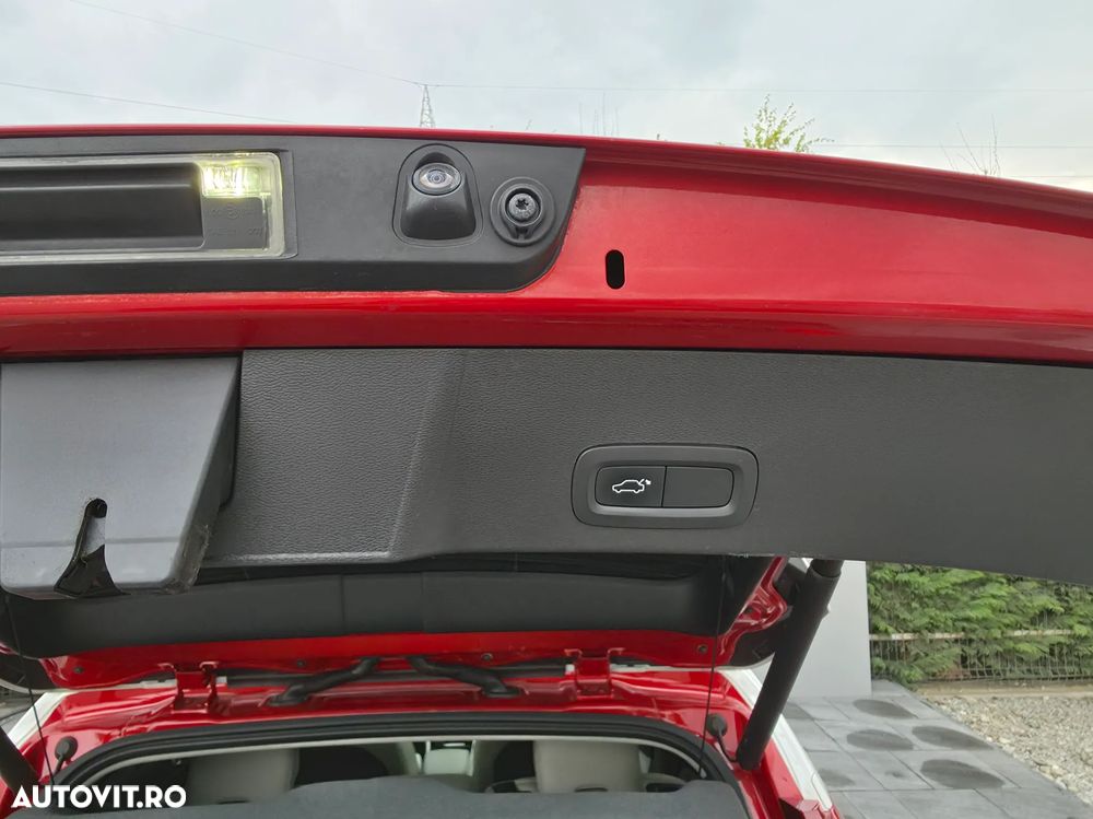 Volvo XC 40 D4 AWD Geartronic Inscription - 27