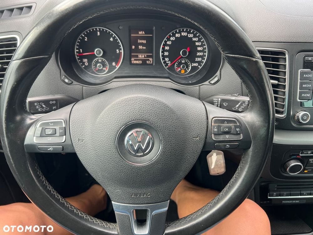 Volkswagen Sharan - 26
