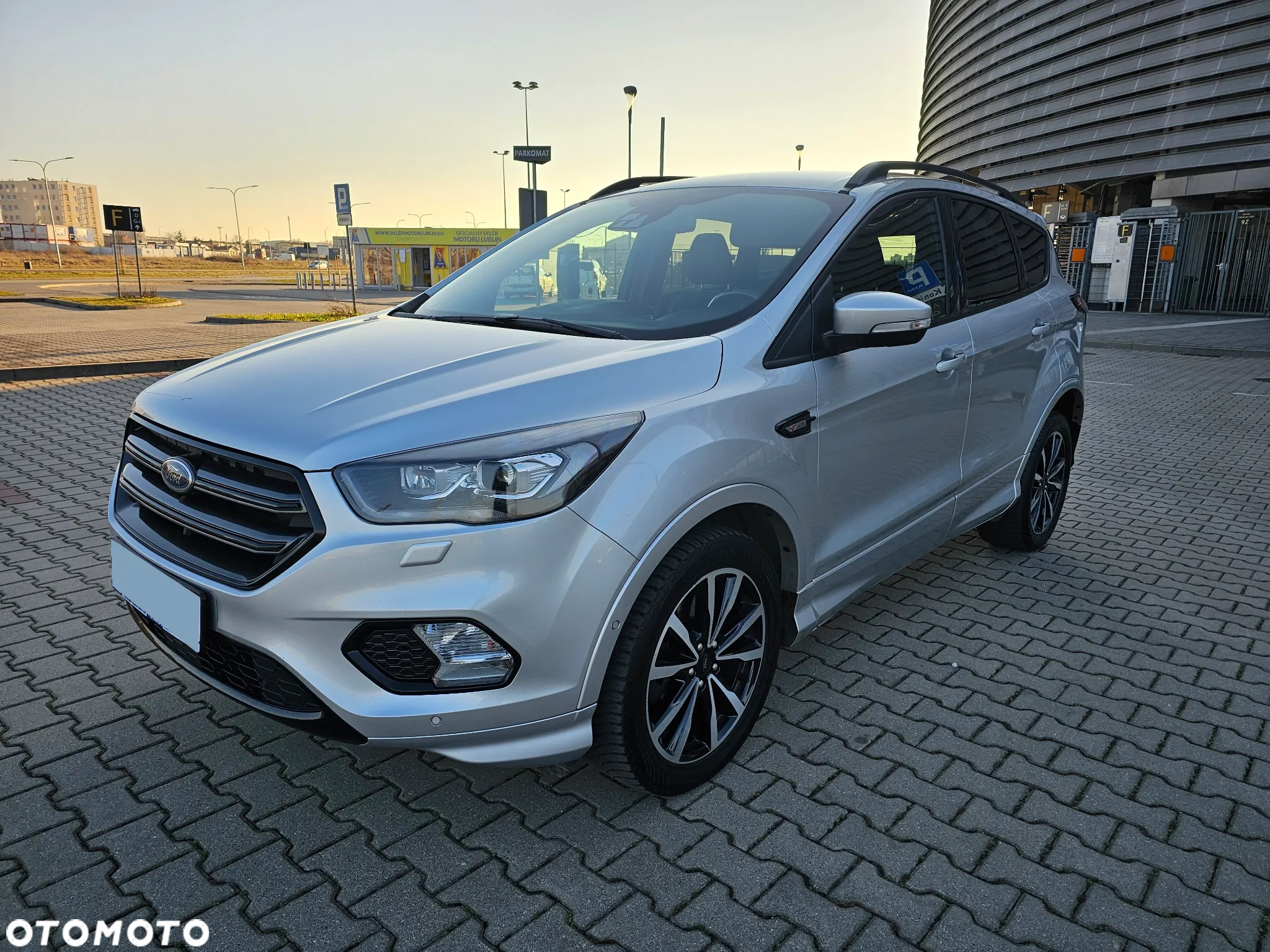 Ford Kuga 2.0 TDCi AWD ST-Line Black - 2