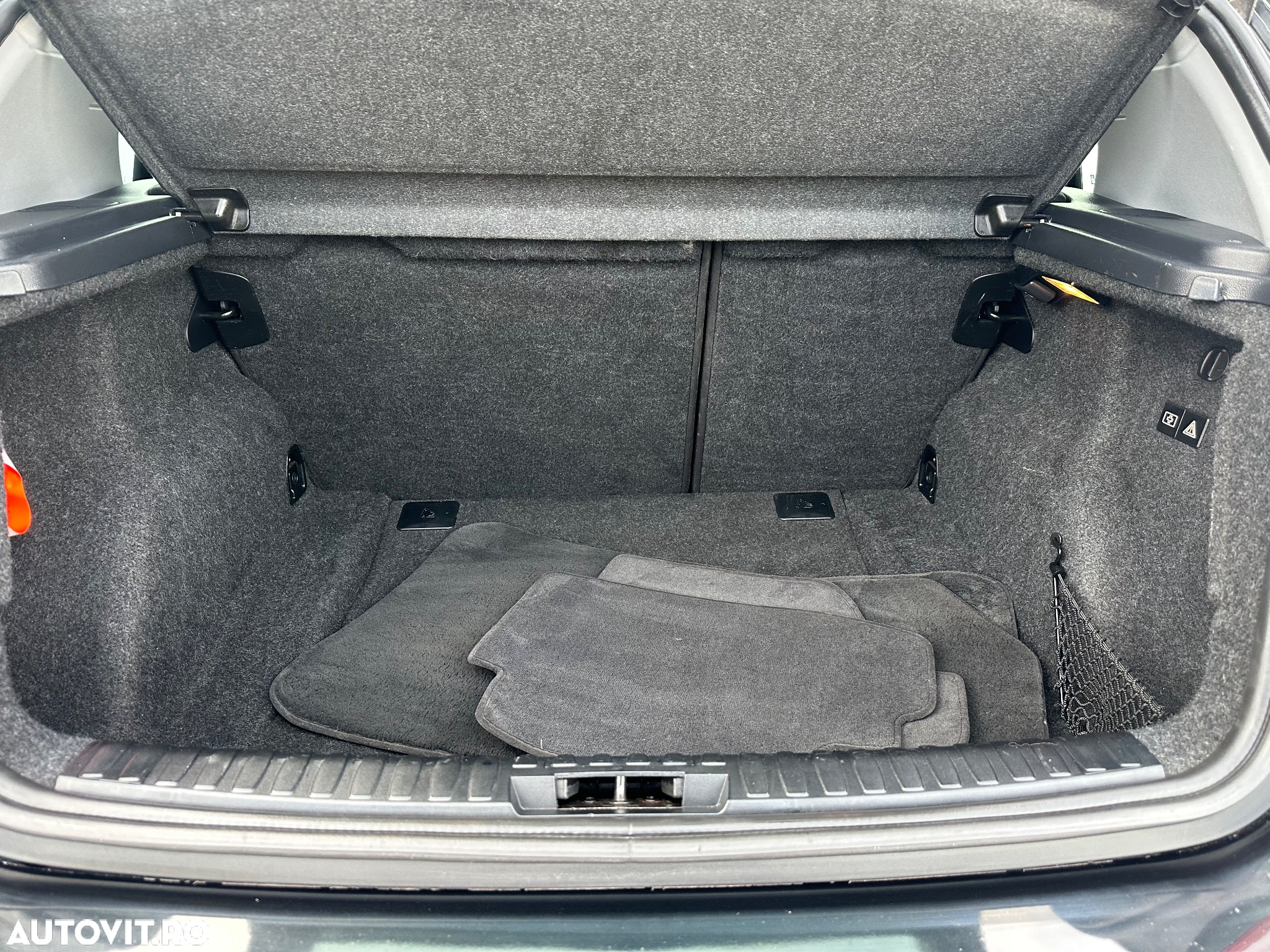 BMW Seria 1 118d Aut. - 21