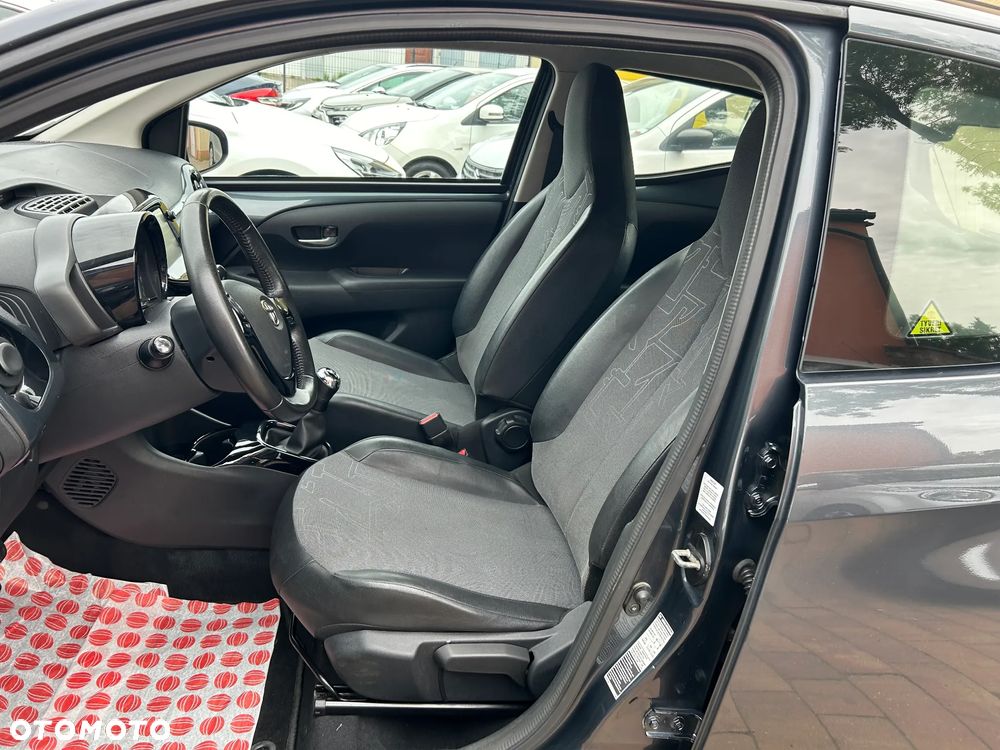 Toyota Aygo x-play Edition S+ - 5