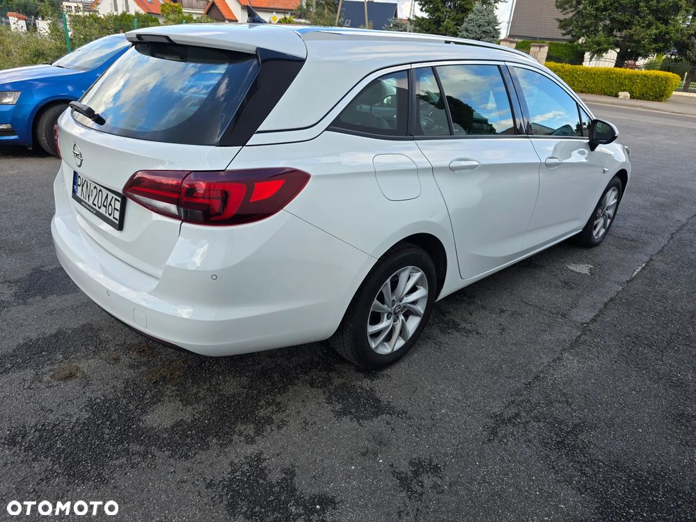 Opel Astra - 4