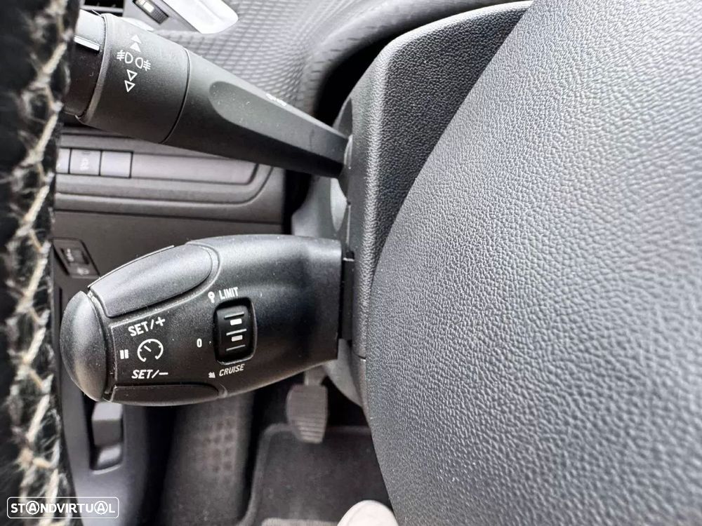 Peugeot 208 1.6 BlueHDi Allure - 15