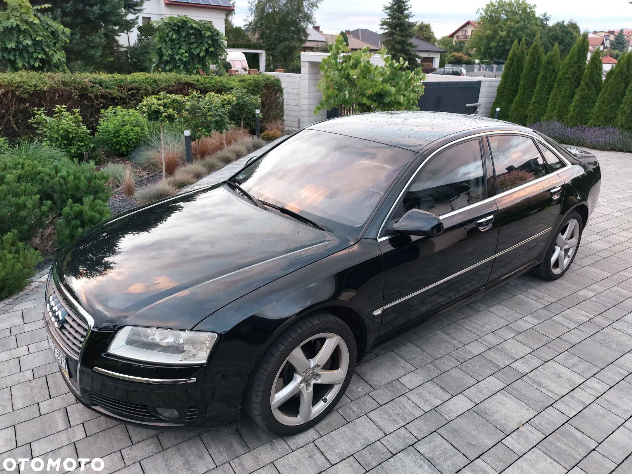 Audi A8 4.2 FSI Quattro - 10