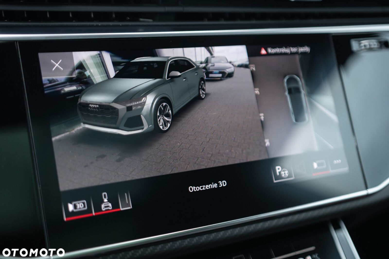Audi RS Q8 - 26