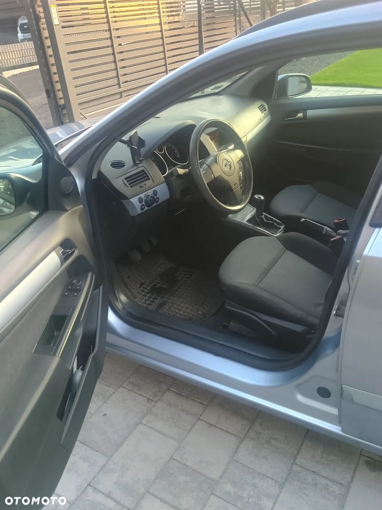 Opel Astra 1.4 - 6