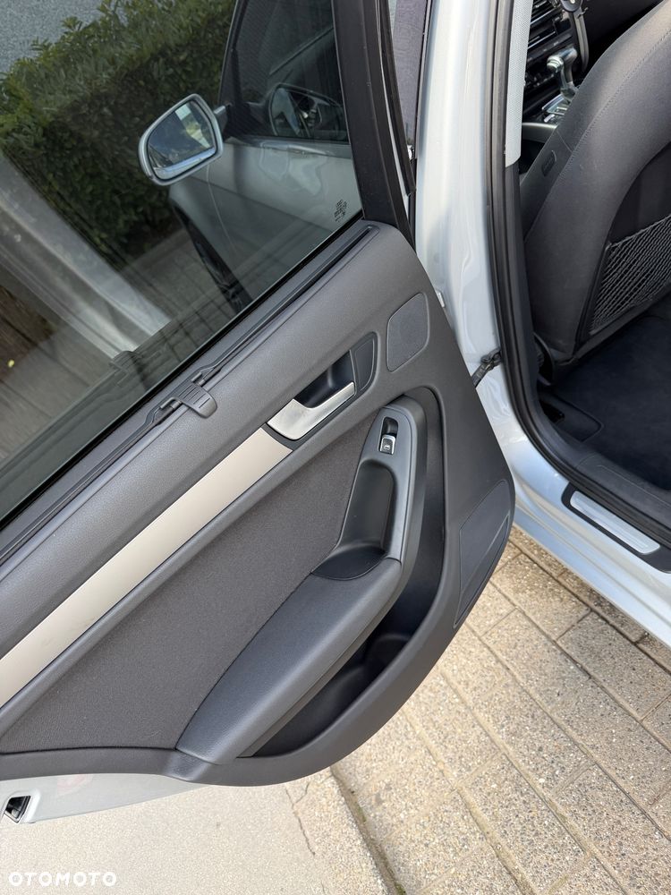 Audi A4 Avant - 25