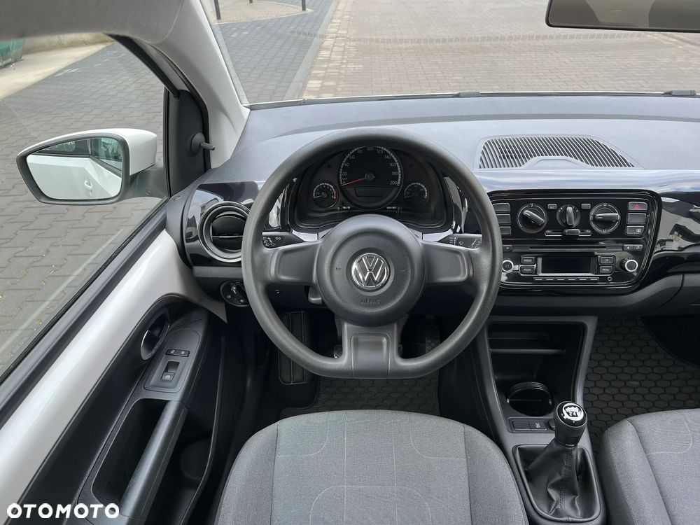 Volkswagen up! - 13
