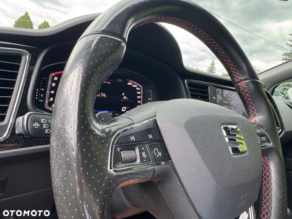 Seat Leon 2.0 TSI OPF DSG FR Plus - 25