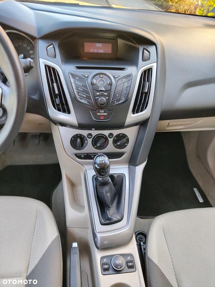 Ford Focus 1.6 Titanium - 16