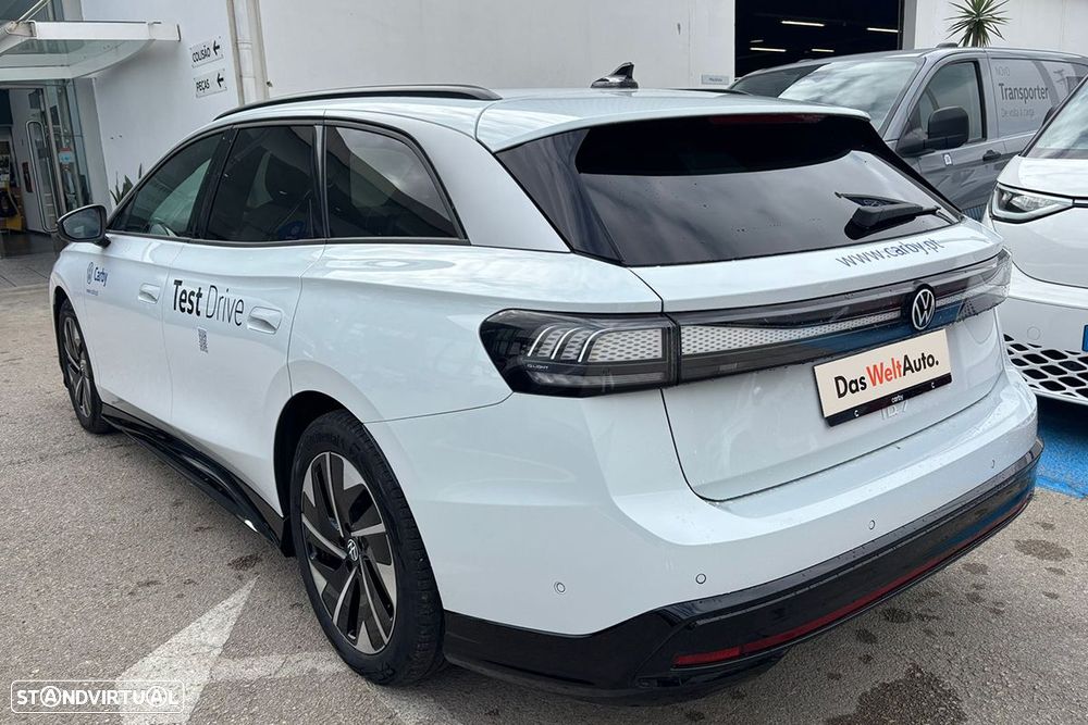 VW ID.7 Tourer 77 kWh Pro 1st - 3