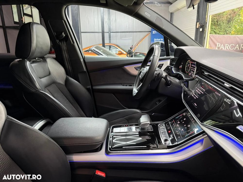 Audi Q7 3.0 55 TFSIe quattro Tiptronic S Line - 35