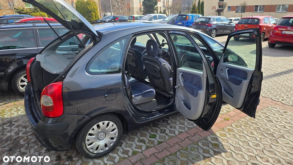 Citroën Xsara Picasso 1.8i Confort - 18