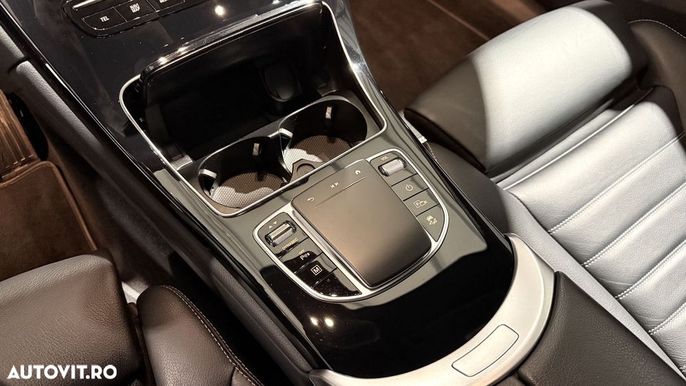 Mercedes-Benz GLC 300 e 4Matic 9G-TRONIC - 22