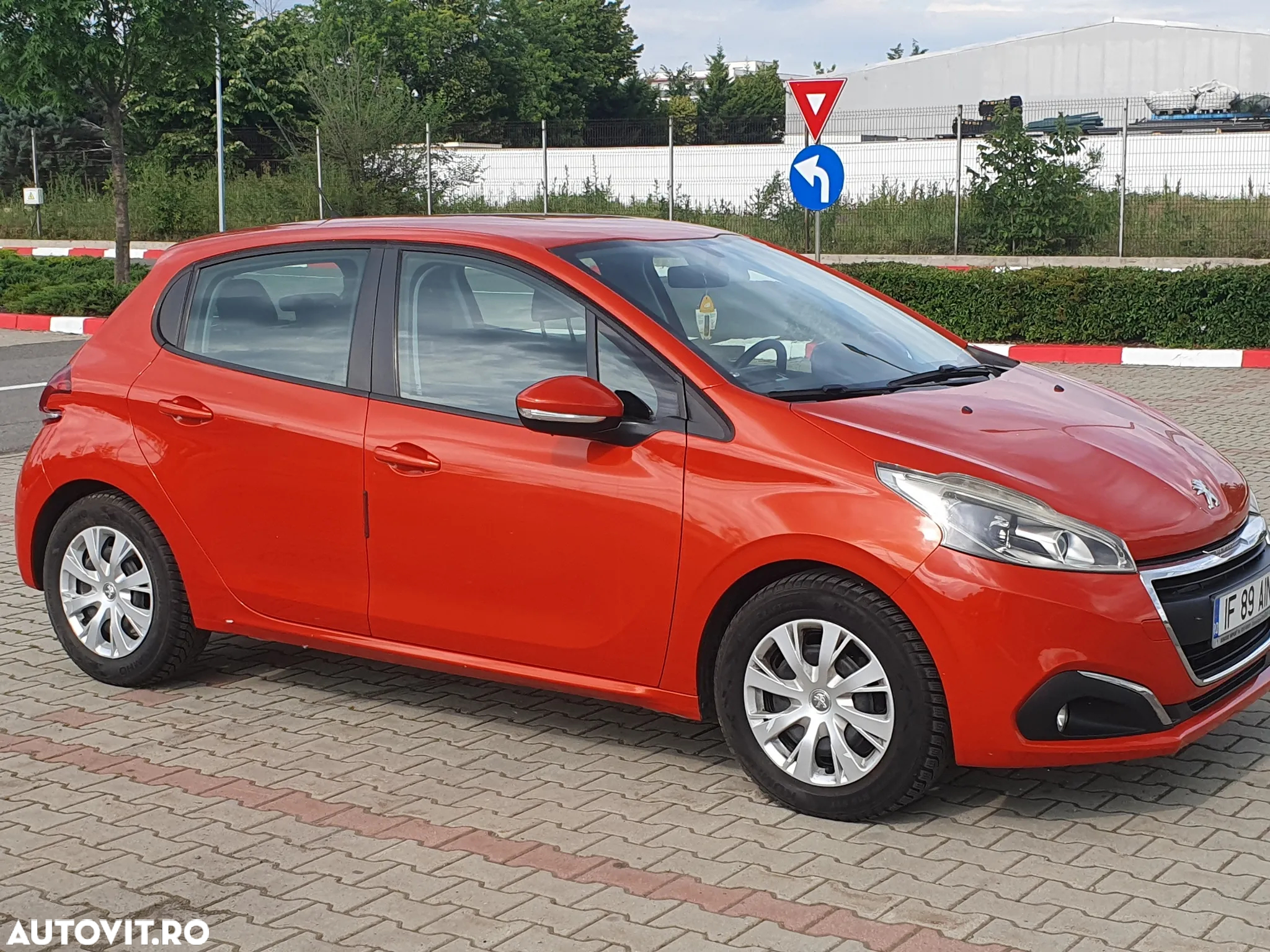 Peugeot 208 1.2 L PureTech Access - 6