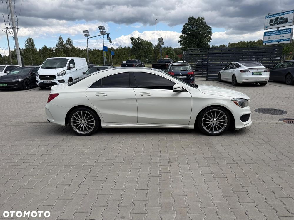 Mercedes-Benz CLA 250 7G-DCT AMG Line - 3