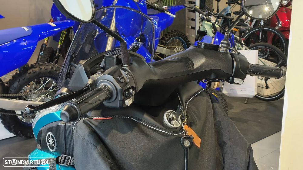 Yamaha Tricity 125 - 9