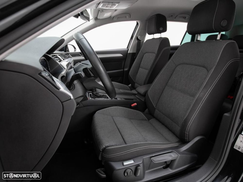 VW Passat Variant 2.0 TDI Business DSG - 8