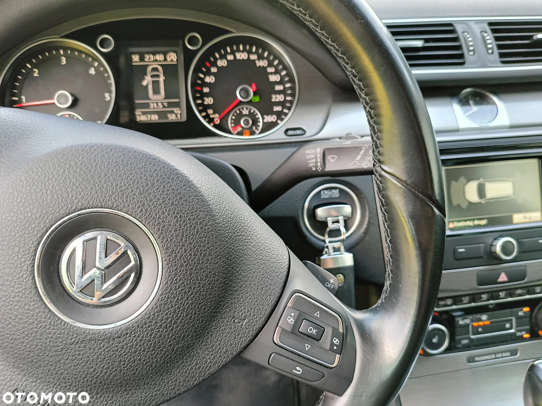 Volkswagen Passat 2.0 TDI DPF Highline DSG - 29