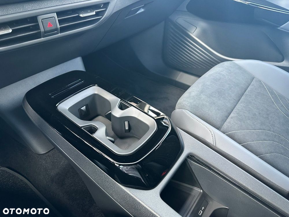 Volkswagen ID.4 52kWh Pure - 25