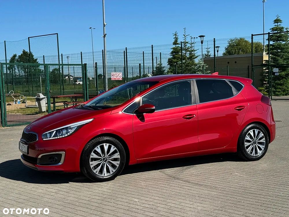 Kia Ceed 1.4 L - 9