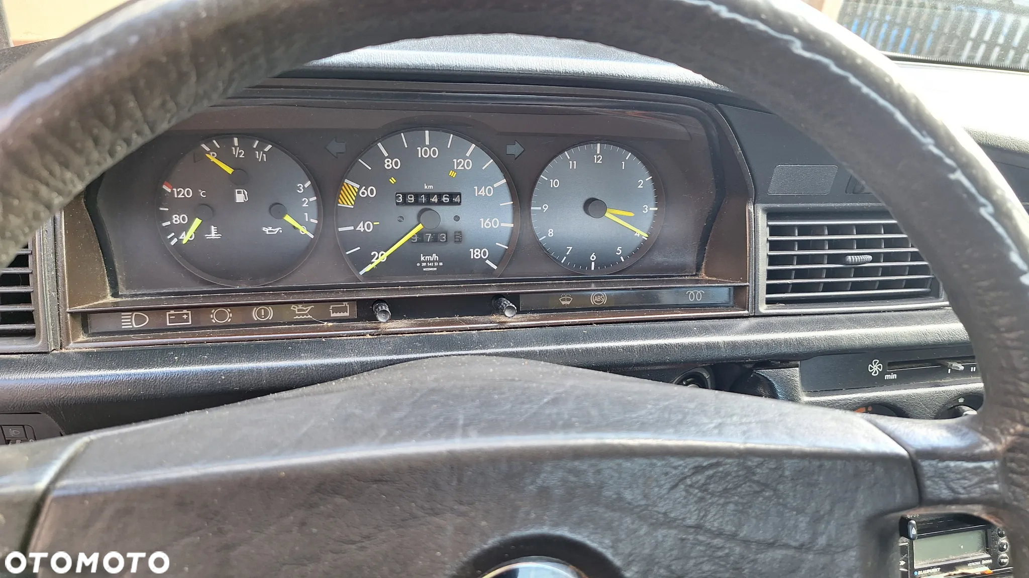 Mercedes-Benz W201 (190) - 6